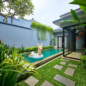 https://seminyak-icon.ubudhotelsnow.com